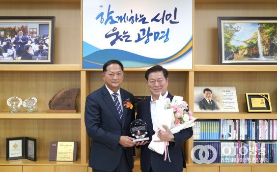 배달특급, 활성화 기여 광명시에 감사패 전달