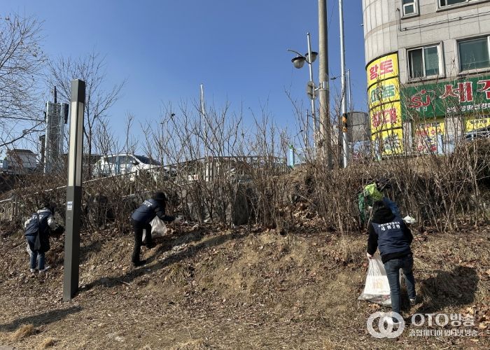 권선구 세류2동, 새봄맞이 수원천 대청소