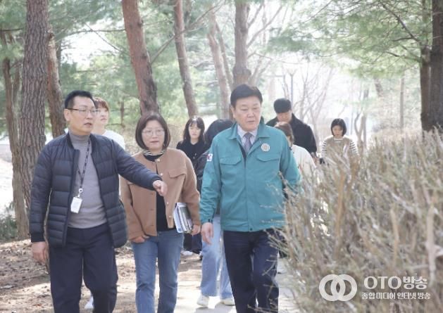 출동 장안 24시! 수원시 장안구 이목동 연결녹지 맨발길 조성지 사전 점검