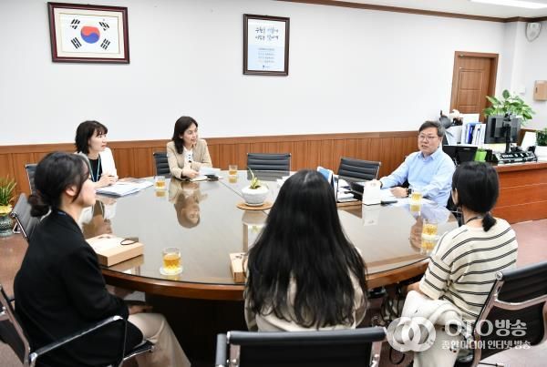 수원시 영통구, 가정의 달 맞아, 출산 앞둔 직원들 격려