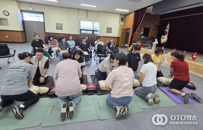 시흥재가노인통합지원센터,노인맞춤돌봄서비스 종사자 소방안전·심폐소생술 교육 진행