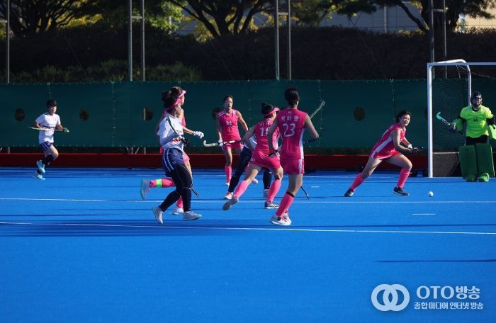 KT sports 직장운동경기부 하키팀(분홍색 선수복) 2025 전국체전 동메달(사진 제공 대한하키협회)/2025년도 직장운동경기부 운영 지원 공모 선정 70,000천 원 국비 지원