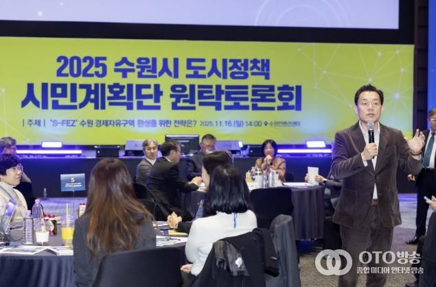 이재준 시장이 인사말을 하고 있다.