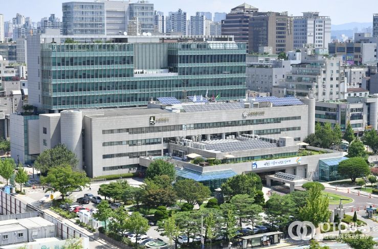 수원시청사 전경